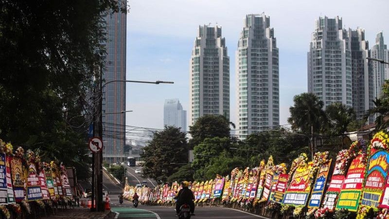 karangan bunga ulang tahun perusahaan​